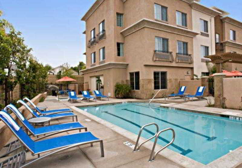 Towneplace Suites By Marriott San Diego Carlsbad / Vista Buitenkant foto